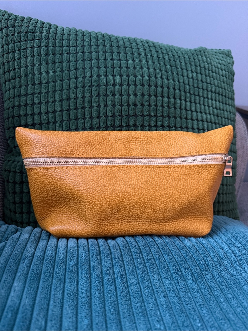Stylish Sunshine Portland Leather Makeup Bag Zip Pouch - Women NEW Rare
